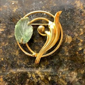 Sorrento 12k gold fill brooch with jade leaf